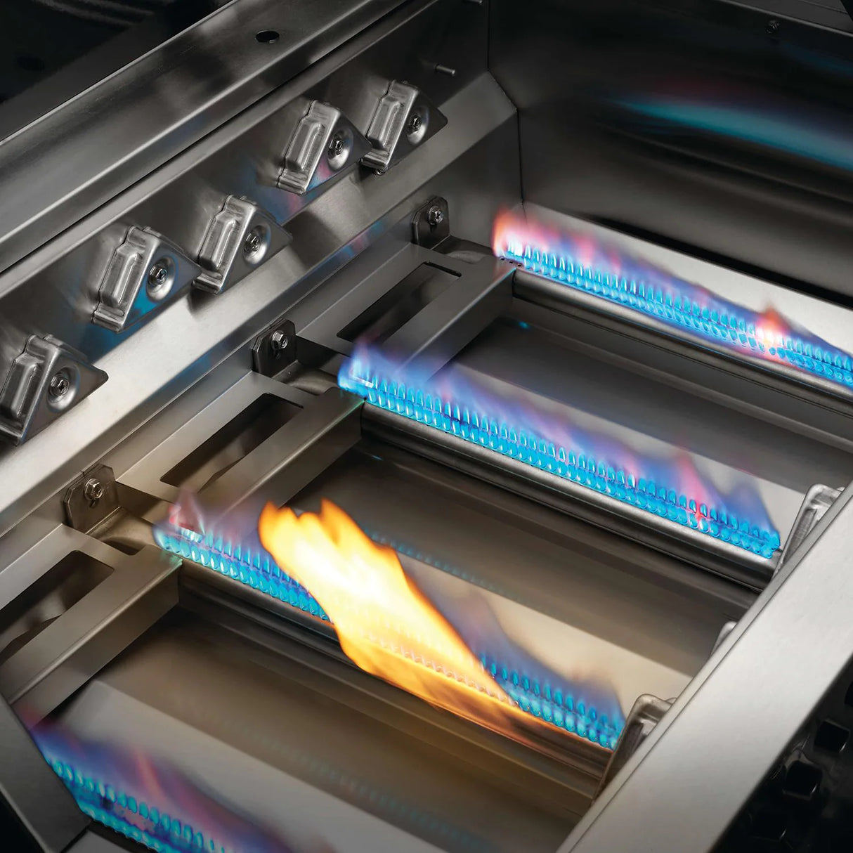 Napoleon Built-In 500 Series 32-Inch Natural Gas Grill - BI32NSS