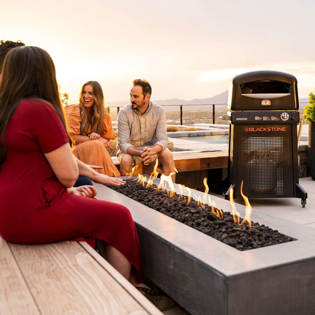 Blackstone Pizza Oven W Stand - 6825