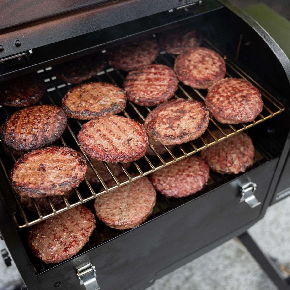 Camp Chef Pursuit 20 Portable Wood Pellet Grill - PPG20 grill open