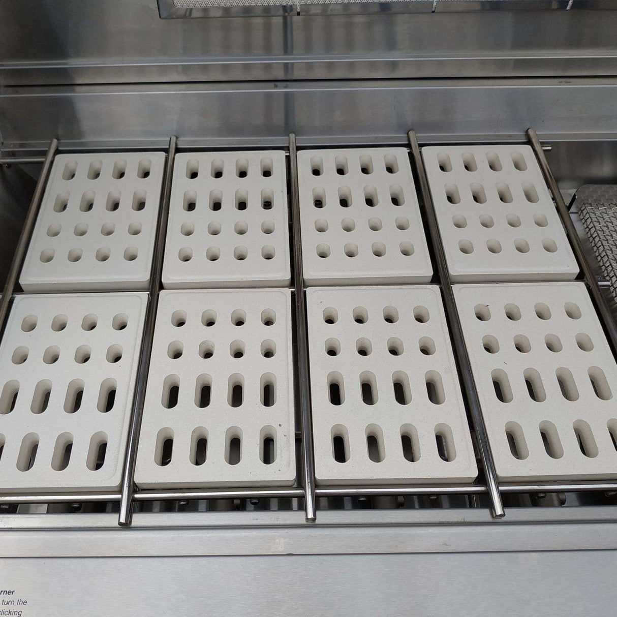 Grand Turbo 40-Inch 6-Burner Built-In Propane Gas Grill With Two Infrared Sear Burners & Rotisserie - B4019BLP ceramic nrick heat system