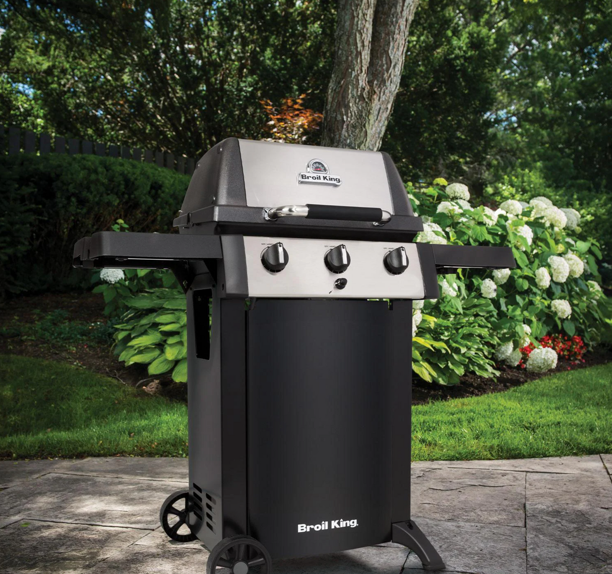 Broil King Gem 310 Propane Grill - 814154