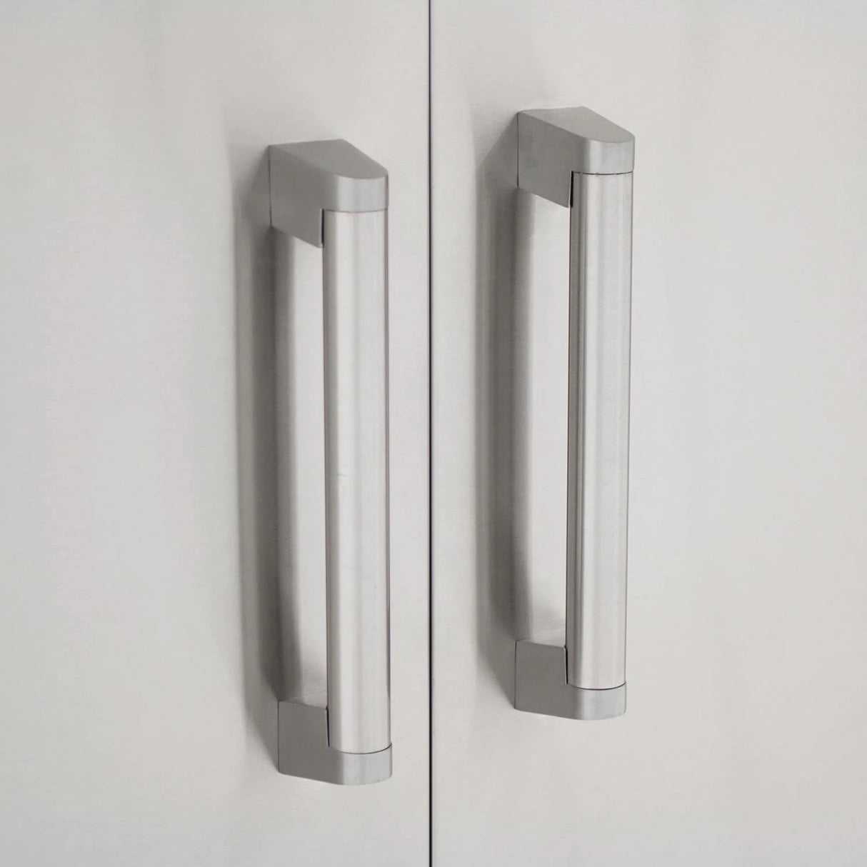 Coyote C-Series 42-Inch 5-Burner Propane Gas Grill - C2C42LP + C1S42Ct