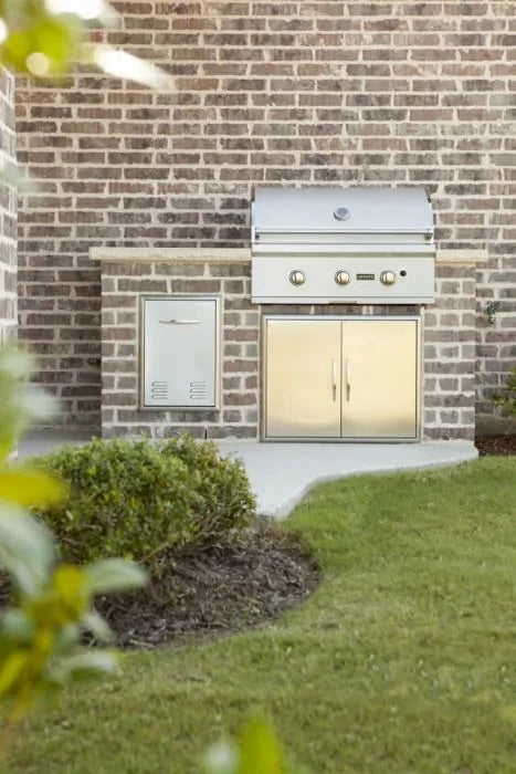 Coyote C-Series 34-Inch 3-Burner Built-In Propane Gas Grill - C2C34LP