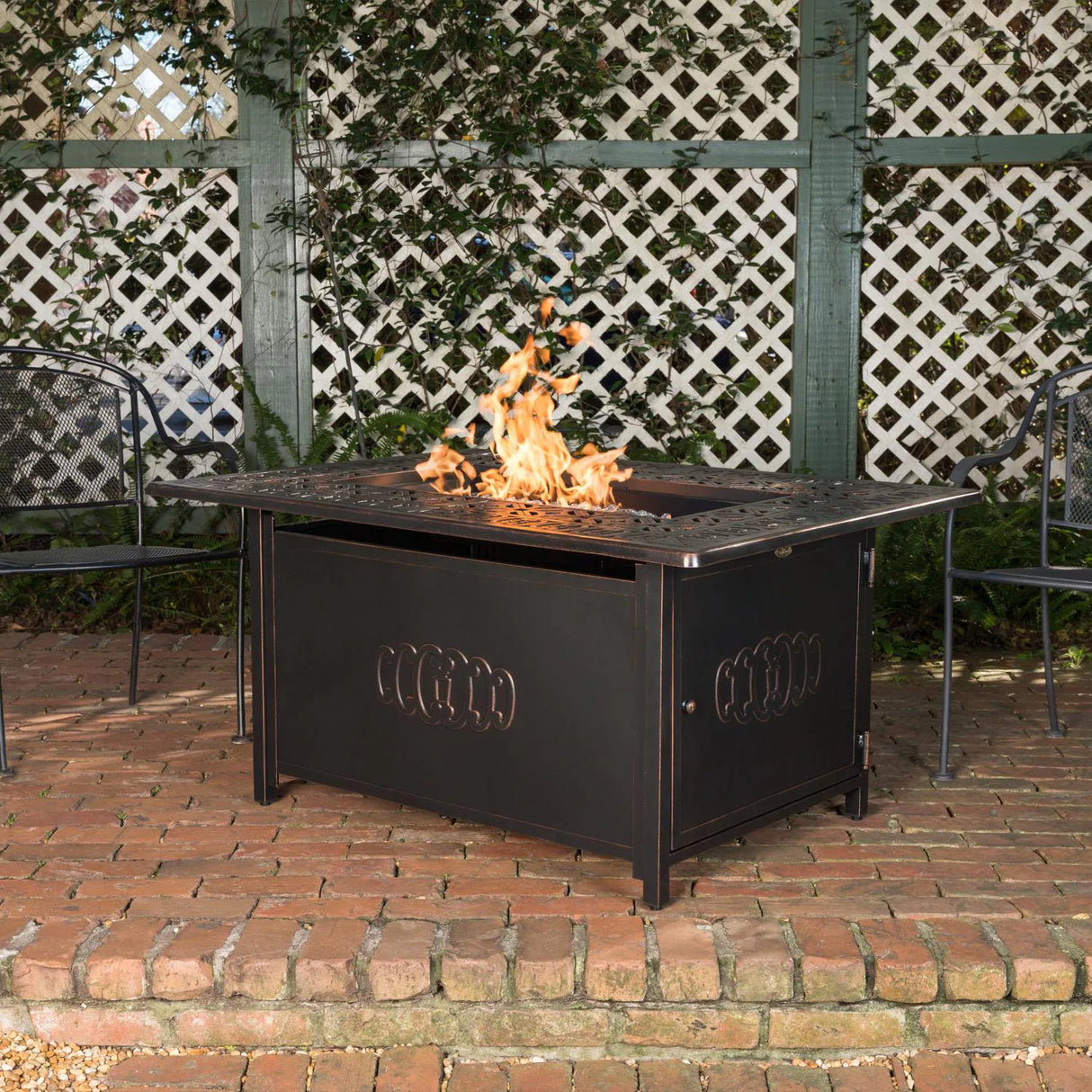 Ultimate Patio Cabin Parc 48-Inch Rectangular Aluminum Propane Fire Pit Table