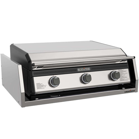 Blackstone 28-Inch Griddle W Hood & Stainless Steel Insulation Jacket - 6029 closed