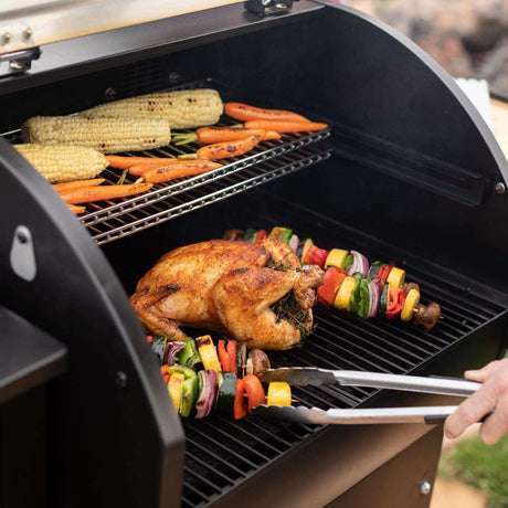 Camp Chef Woodwind CL 24-Inch Pellet Grill - PG24CL open grill