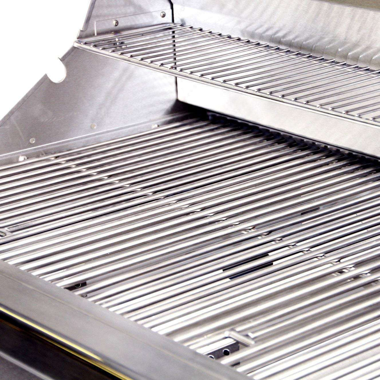 Coyote C-Series 42-Inch 5-Burner Natural Gas Grill - C2C42NG + C1S42CT open grill