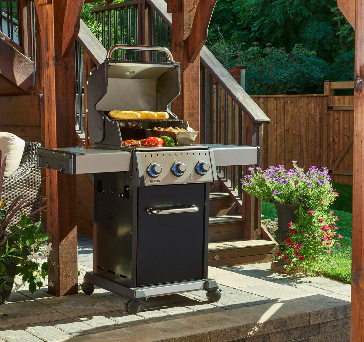 Broil King Baron 320 PRO Propane Grill - 874214