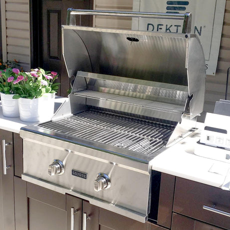 Coyote C-Series 28-Inch 2-Burner Built-In Propane Gas Grill - C1C28LP